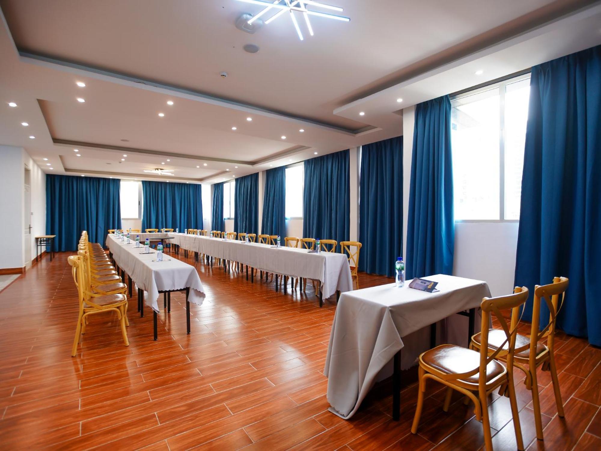 Vibes Hotel And Spa Addis Ababa Bagian luar foto